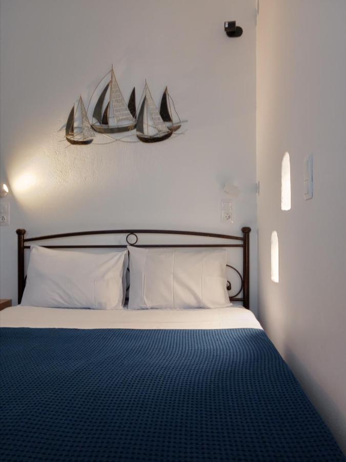 Meltemi Rooms And Studios 아나피 외부 사진
