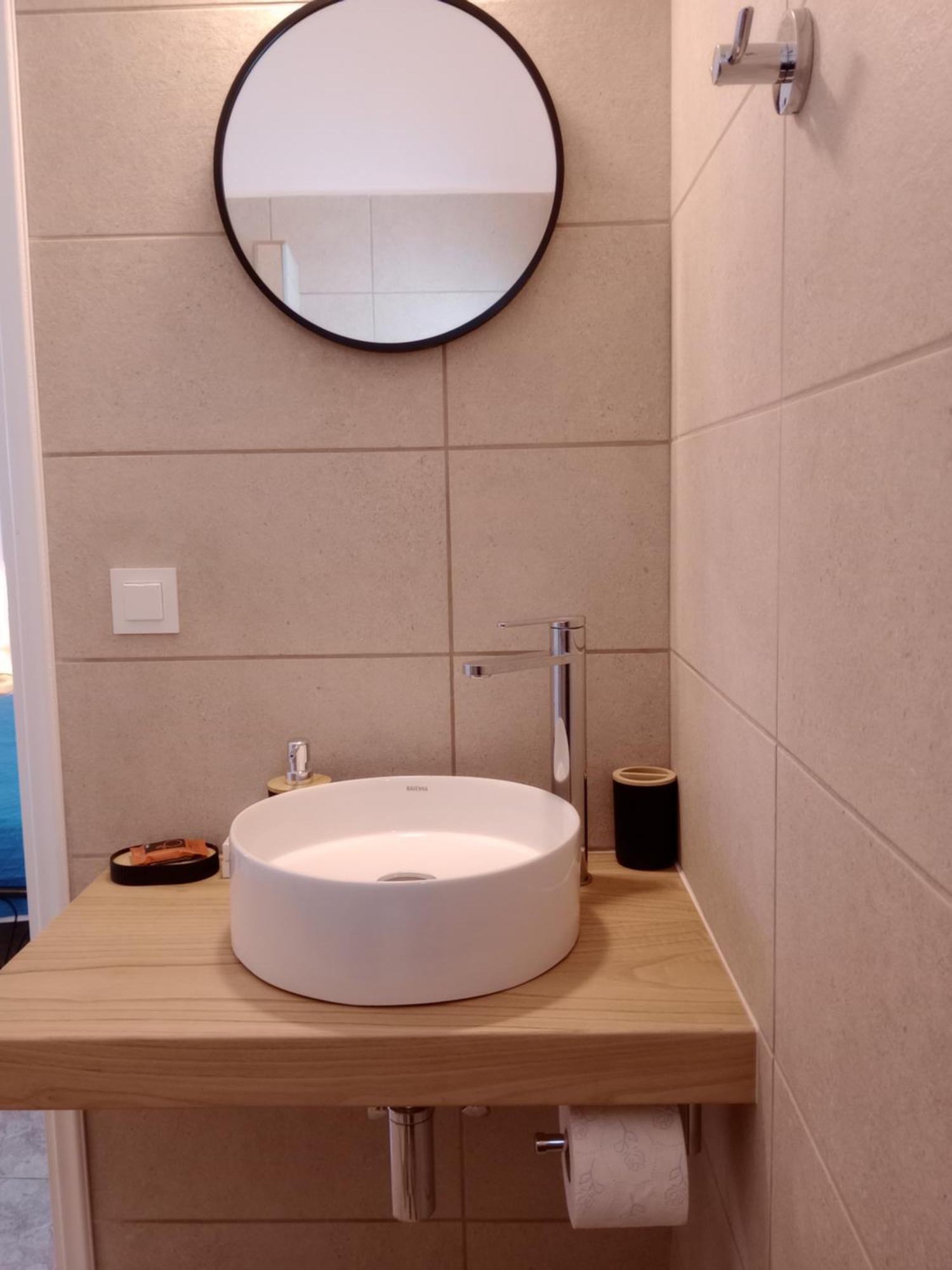 Meltemi Rooms And Studios 아나피 외부 사진