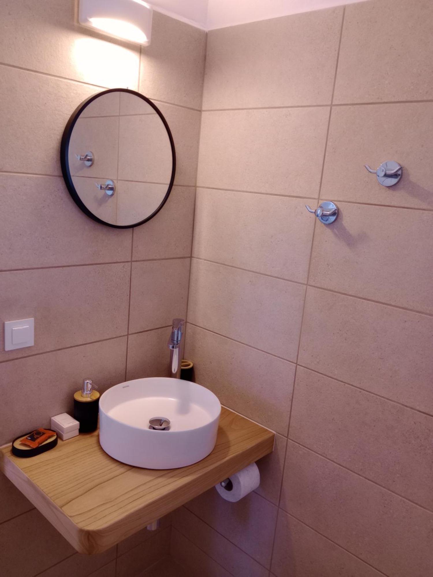 Meltemi Rooms And Studios 아나피 외부 사진